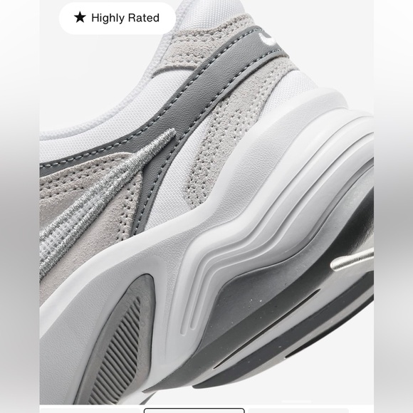 Nike - Picture 4 of 13